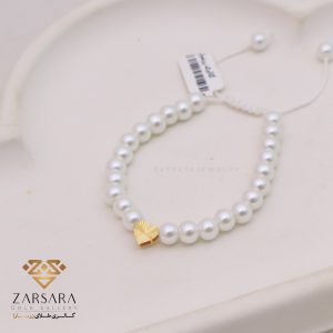 دستبند مرواریدی با پلاک طلا