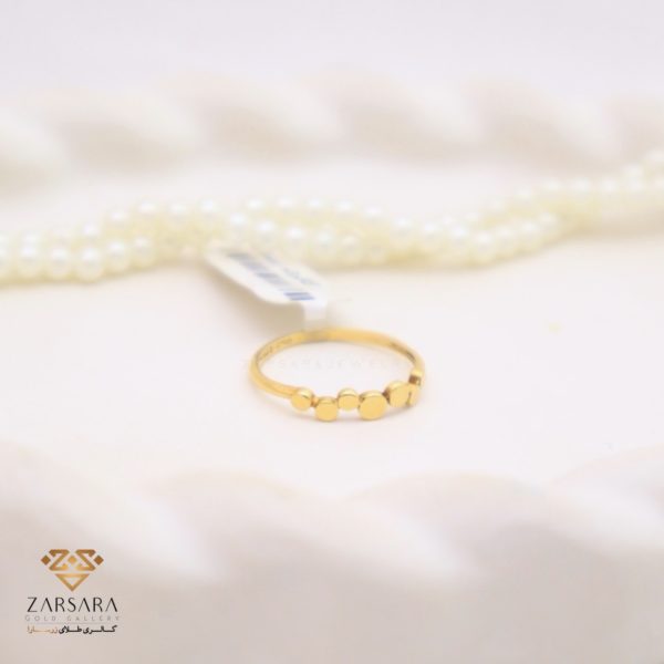 انگشتر نقطه ای